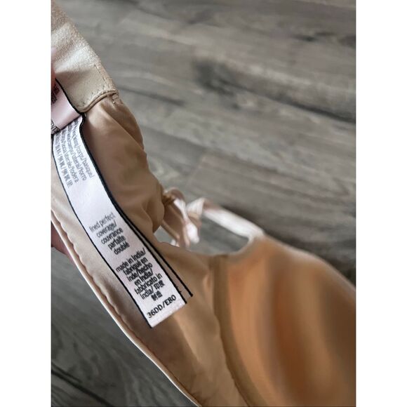 Victoria Secret Bra Beige Padded Underwire Adjustable Clasp Back 36DD - Picture 8 of 8